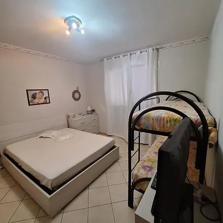 Holiday home Pratomare